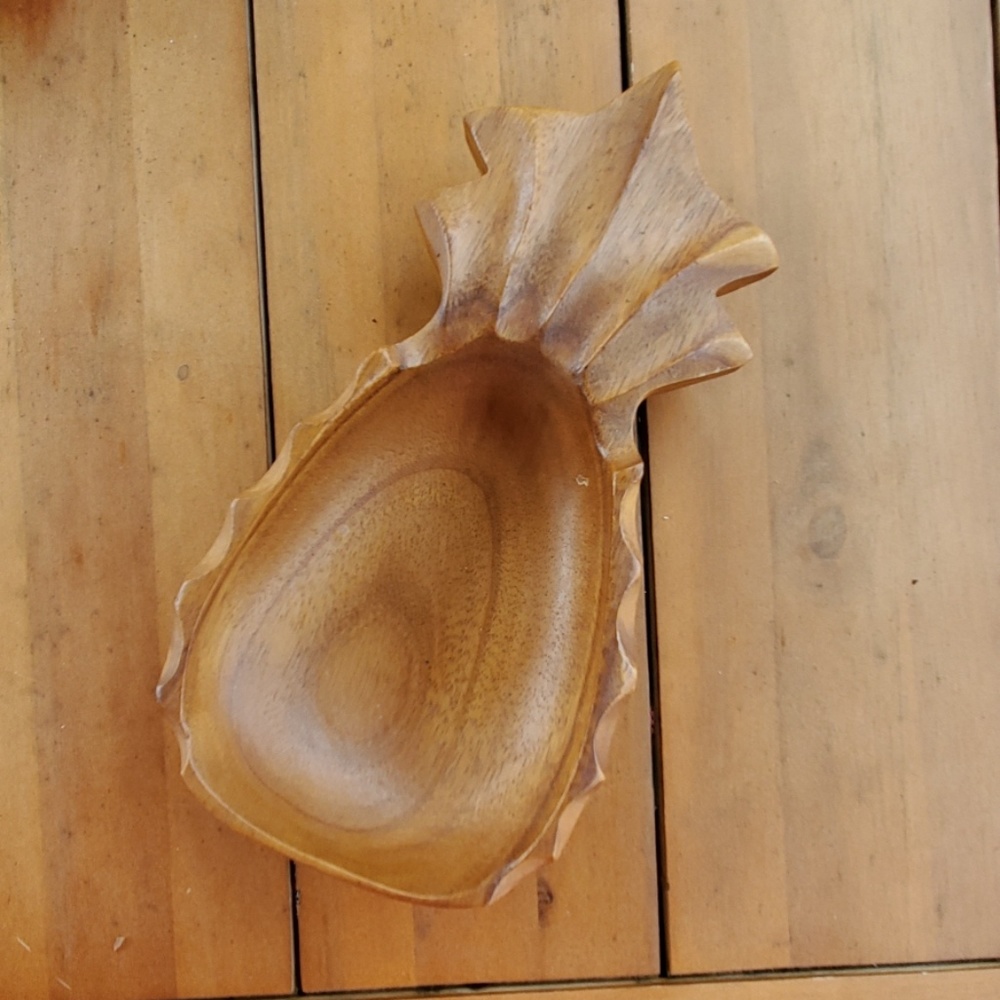 *SOLD* Vintage Wooden Pineapple Dish